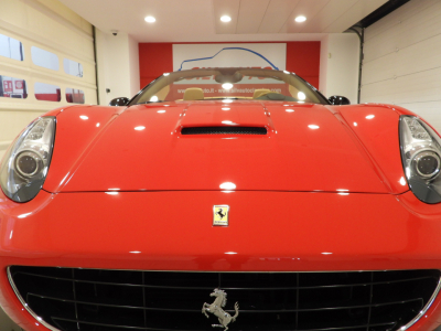 FERRARI CALIFORNIA (2010) 8