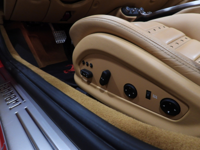 FERRARI CALIFORNIA (2010) 19