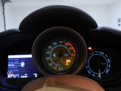 FERRARI CALIFORNIA (2010) 23