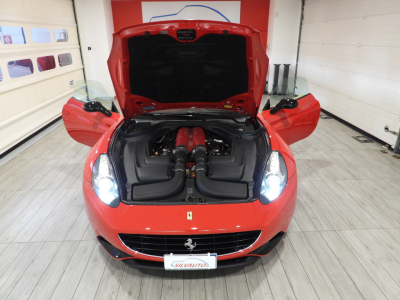 FERRARI CALIFORNIA (2010) 42