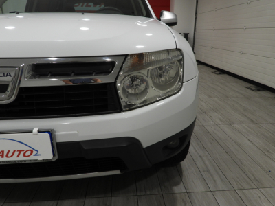 DACIA DUSTER 1.6 GPL LAUREATE 110CV (2012) 11