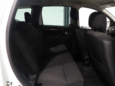 DACIA DUSTER 1.6 GPL LAUREATE 110CV (2012) 24