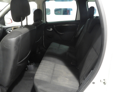 DACIA DUSTER 1.6 GPL LAUREATE 110CV (2012) 25