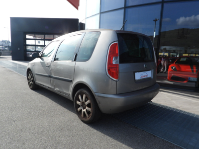 SKODA ROOMSTER 1.2 TSI 86CV AMBITION (2012) 2