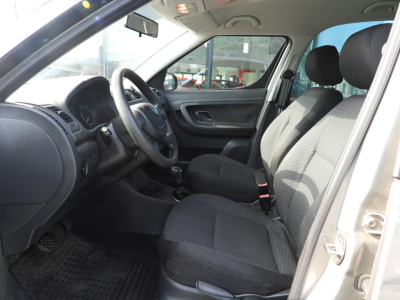 SKODA ROOMSTER 1.2 TSI 86CV AMBITION (2012) 10