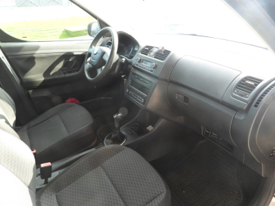 SKODA ROOMSTER 1.2 TSI 86CV AMBITION (2012) 21