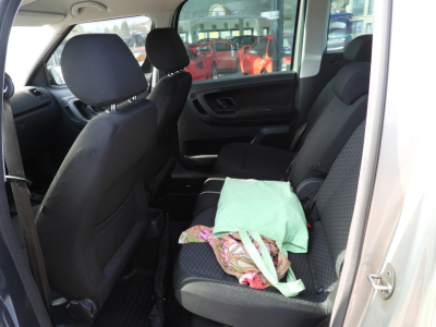 SKODA ROOMSTER 1.2 TSI 86CV AMBITION (2012) 24