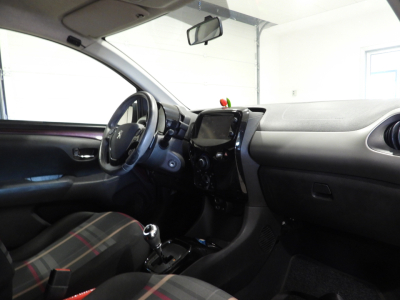 PEUGEOT 108 3P 1.0 ALLURE ETG5 (2014) 22