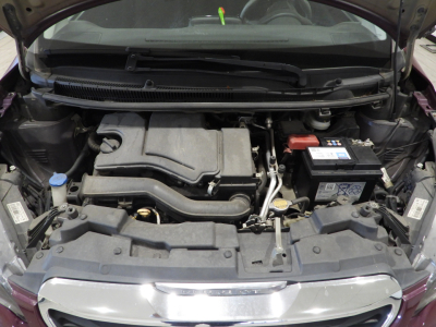 PEUGEOT 108 3P 1.0 ALLURE ETG5 (2014) 29