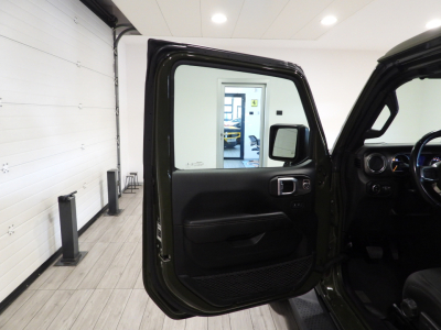 JEEP WRANGLER UNLIMITED 2.0 272CV SAHARA (2022) 15