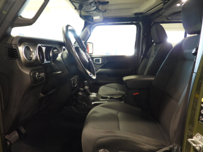 JEEP WRANGLER UNLIMITED 2.0 272CV SAHARA (2022) 16