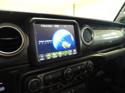 JEEP WRANGLER UNLIMITED 2.0 272CV SAHARA (2022) 19