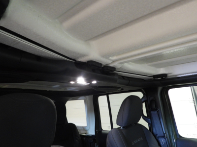 JEEP WRANGLER UNLIMITED 2.0 272CV SAHARA (2022) 26