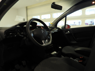 CITROEN C3 1.2 PURETECH FEEL 82CV (2017) 12