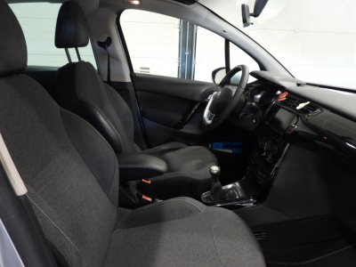 CITROEN C3 1.2 PURETECH FEEL 82CV (2017) 23