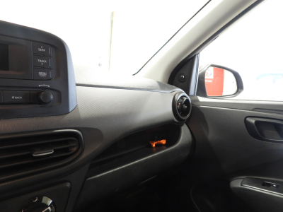 HYUNDAI I10 1.0 ADVANCED PLUS PACK ECONEXT GPL (2022) 22