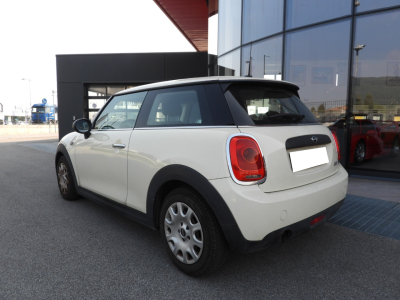 MINI ONE 75CV FIRST EDITION (2017) 5