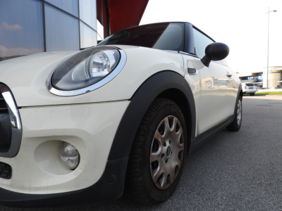 MINI ONE 75CV FIRST EDITION (2017) 8