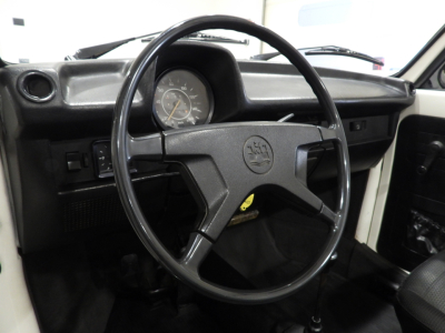 VOLKSWAGEN MAGGIOLONE CABRIOLET 1303 15D11 (1979) 20