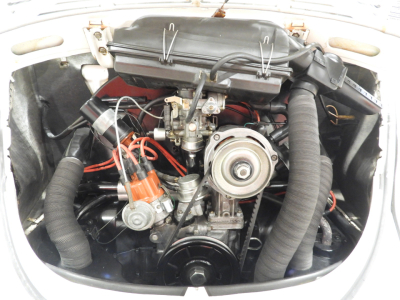 VOLKSWAGEN MAGGIOLONE CABRIOLET 1303 15D11 (1979) 33