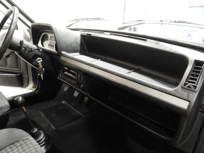 FORD FIESTA 900 L MKI (1977) 32