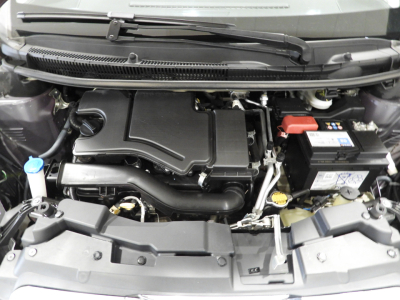 PEUGEOT 108 3P 1.0 ALLURE ETG5 (2014) 28