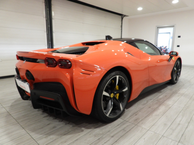 FERRARI SF90 STRADALE (2021) 5