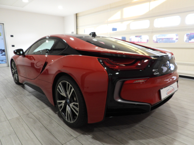 BMW i8 eDRIVE ”PROTONIC RED EDITION” (2016) 3