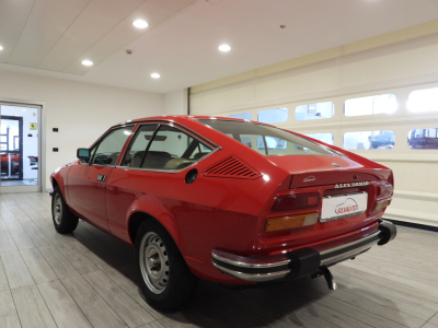 ALFA ROMEO ALFETTA GT 1.6 TIPO 116.04 (1977) 3