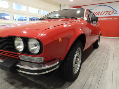 ALFA ROMEO ALFETTA GT 1.6 TIPO 116.04 (1977) 8