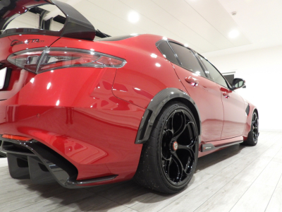 ALFA ROMEO GIULIA GTAM 2.9 V6 BI-TURBO 540CV (2021) 14