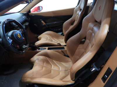 FERRARI 458 SPECIALE (2014) 16