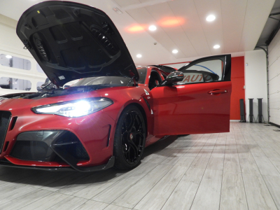 ALFA ROMEO GIULIA GTAM 2.9 V6 BI-TURBO 540CV (2021) 43