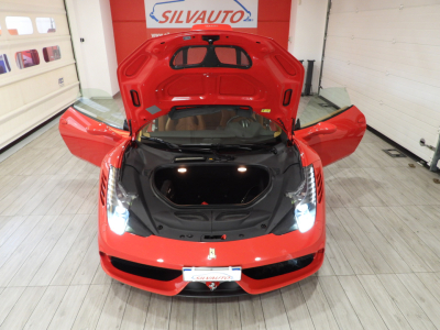 FERRARI 458 SPECIALE (2014) 43