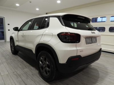 JEEP AVENGER 1.2 TURBO E-HYBRID EDCT6 100CV FWD LONGITUDE MY’26 (2026) 3