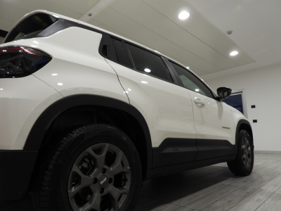 JEEP AVENGER 1.2 TURBO E-HYBRID EDCT6 100CV FWD LONGITUDE MY’26 (2026) 15