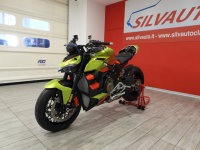 DUCATI STREETFIGHTER V4S LAMBORGHINI (2023) 1