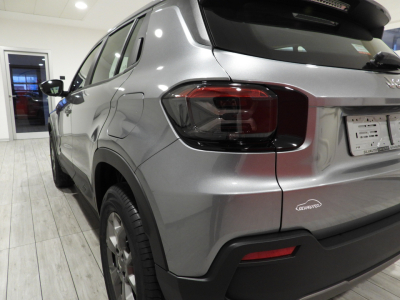 JEEP AVENGER 1.2 TURBO E-HYBRID EDCT6 100CV FWD LONGITUDE MY’26 (2026) 12
