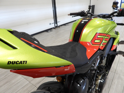 DUCATI STREETFIGHTER V4S LAMBORGHINI (2023) 11