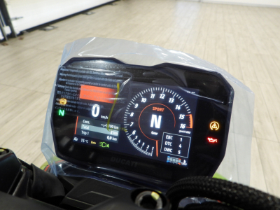 DUCATI STREETFIGHTER V4S LAMBORGHINI (2023) 20
