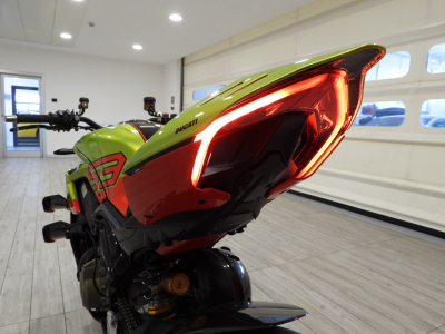 DUCATI STREETFIGHTER V4S LAMBORGHINI (2023) 26