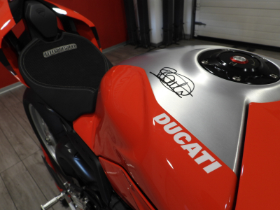 DUCATI PANIGALE V4 BAUTISTA 2022 WORLD CHAMPION REPLICA (2024) 16