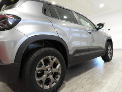 JEEP AVENGER 1.2 TURBO E-HYBRID EDCT6 100CV FWD LONGITUDE MY’26 (2026) 13