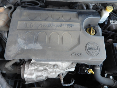 LANCIA DELTA 1.6 MJT DPF PLATINO 120CV (2010) 28
