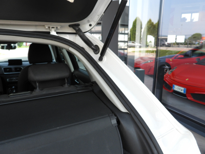 AUDI Q3 2.0 TDI 120CV BUSINESS (2016) 24