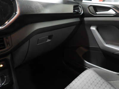 VOLKSWAGEN T-CROSS 1.6 TDI STYLE DSG 95CV (2019) 24