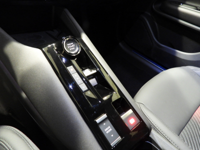 ALFA ROMEO JUNIOR HYBRID SPECIALE 1.2 136CV EDCT6 MY’ 25 (2025) 24