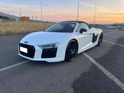 AUDI R8 SPYDER 5.2 V10 FSI QUATTRO S-TRONIC (2016) 0