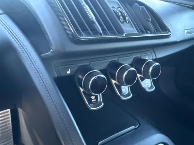 AUDI R8 SPYDER 5.2 V10 FSI QUATTRO S-TRONIC (2016) 8