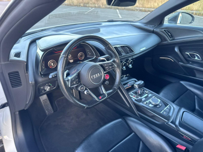 AUDI R8 SPYDER 5.2 V10 FSI QUATTRO S-TRONIC (2016) 6